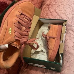 Suede Jr
